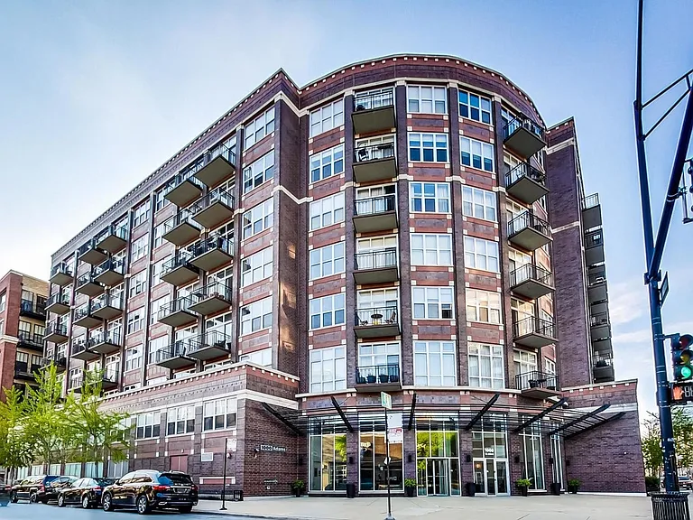 1000 W Adams St #418 — Photo 15