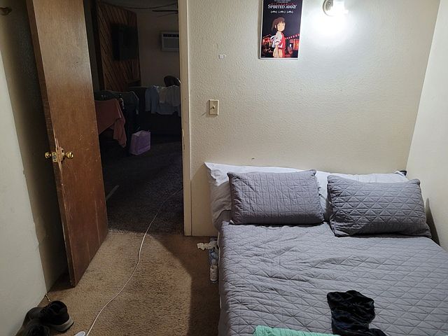 2228 Canyon Blvd. #3W - bedroom #1