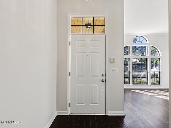 5th image of 5289 OXFORD CREST Drive