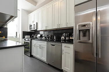 Rented by Rita S Citrin, LREB