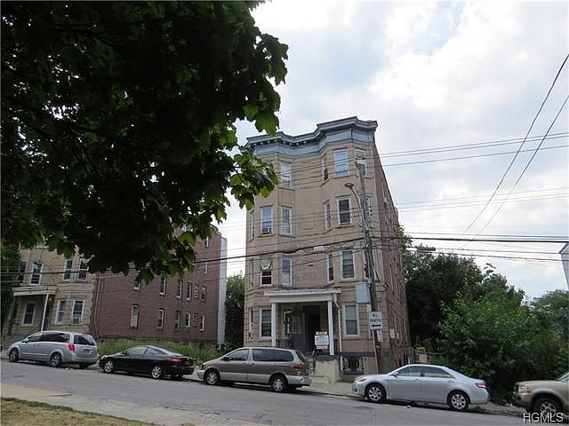 1st image of 35 Hawthorne Ave APT 3