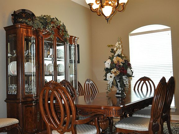 Formal Dining