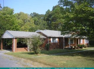 7230 Union Grove Church Rd, Seagrove, NC 27341