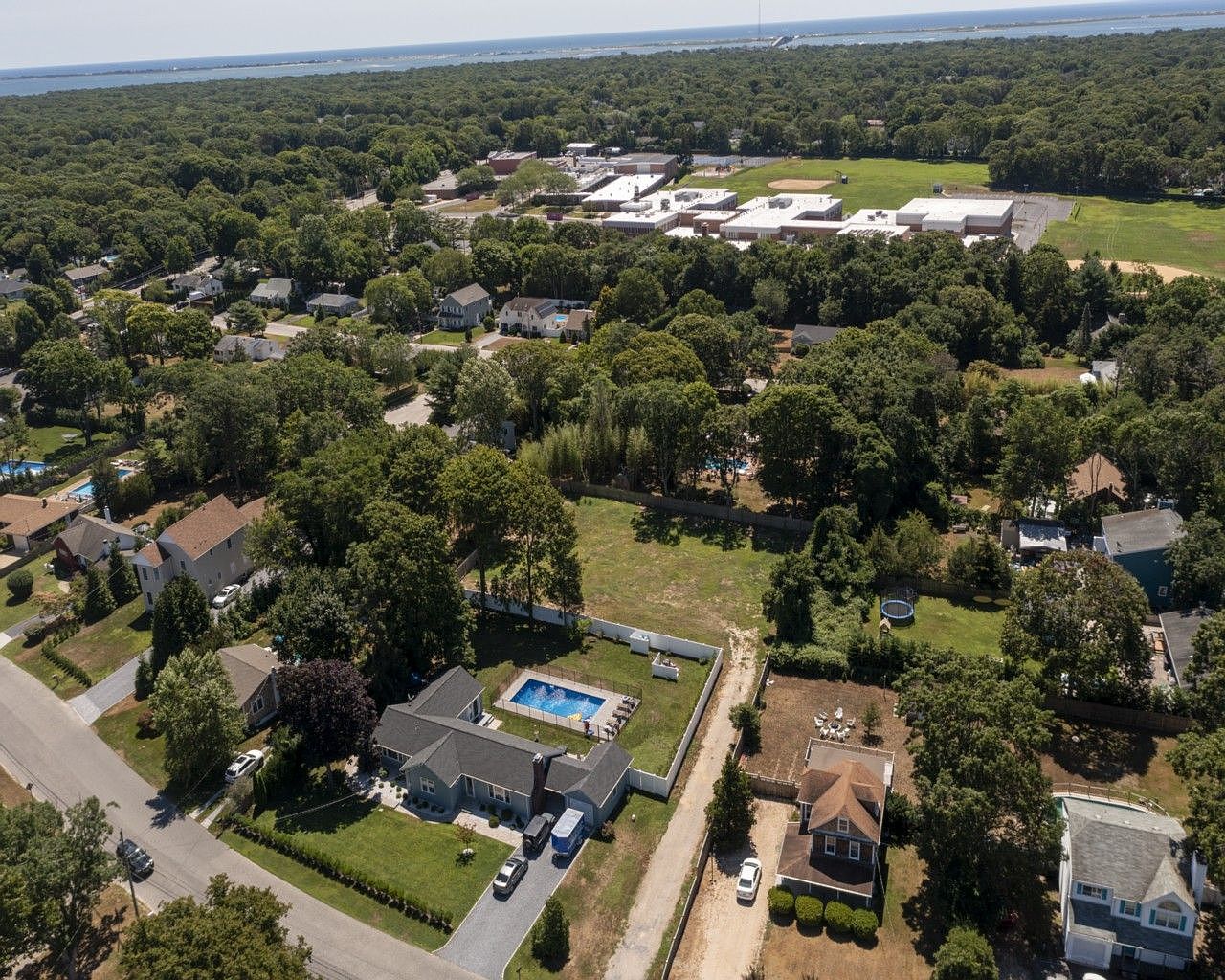 13 Argonne Rd W, Hampton Bays, NY 11946 Zillow