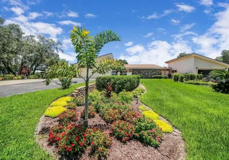 1st image of 104 CANTERBURY DRIVE
