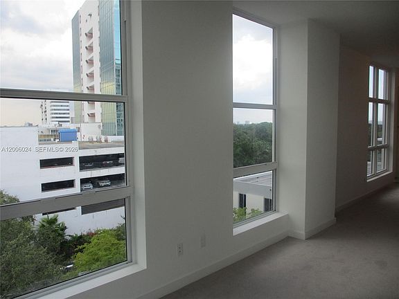 2nd image of 4250 Biscayne Blvd APT 610