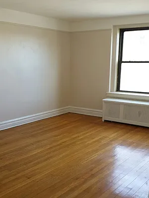 Rented by NY Metro Realty Group | media 26