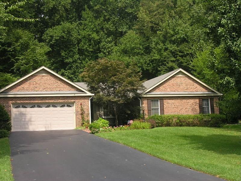 1st image of 7200 Laketree Dr