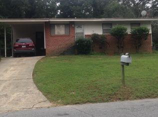 1424 Shoreham Dr, Atlanta, GA 30349