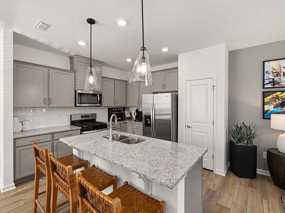 Kitchen with Large Island