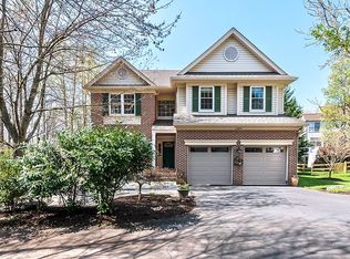 20693 Longbank Ct, Sterling, VA 20165