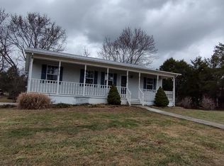 284 McNeil Cir, Mooresburg, TN 37811