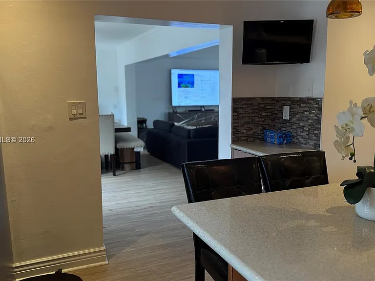 4905 Bayberry Ln — Photo 17