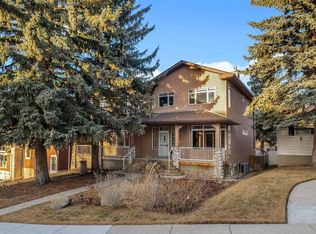 15 W Rosery Dr NW, Calgary, AB T2K 1L4