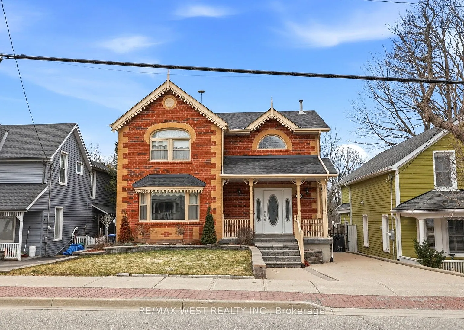 15637 McLaughlin Rd photo 1