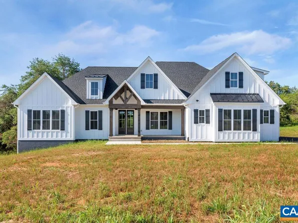 36 Naylor Ln, Troy, VA 22974