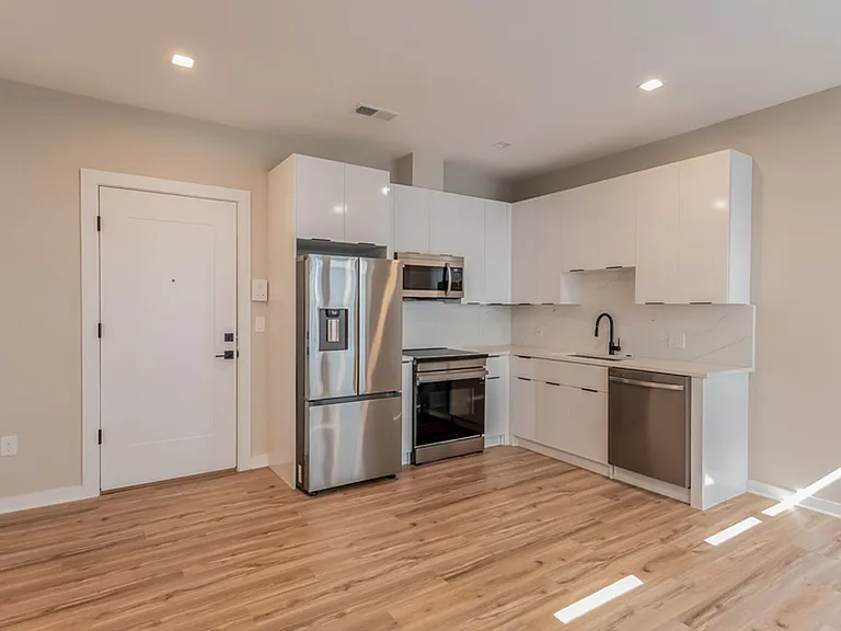 1358 Florida Ave NE — Photo 24