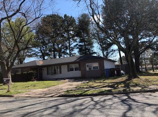 3233 Tournament Dr, Chesapeake, VA 23323