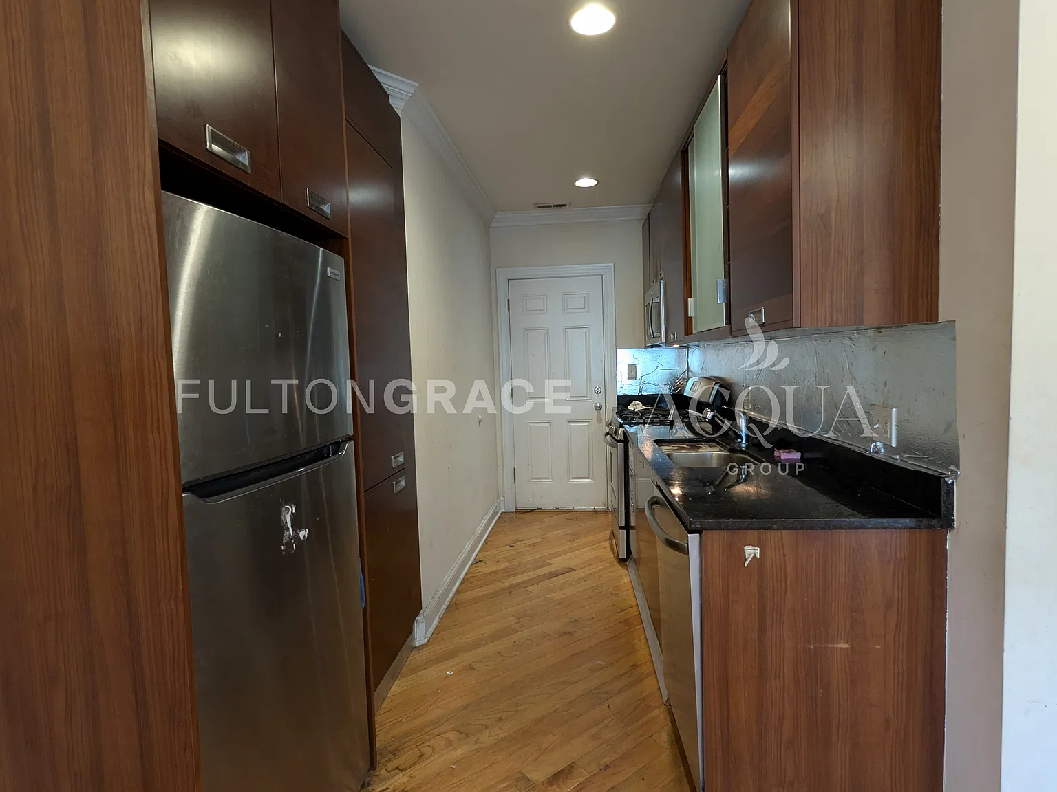 2 bed, 2.0 bath, 850 sqft, $1,950 — Photo 1