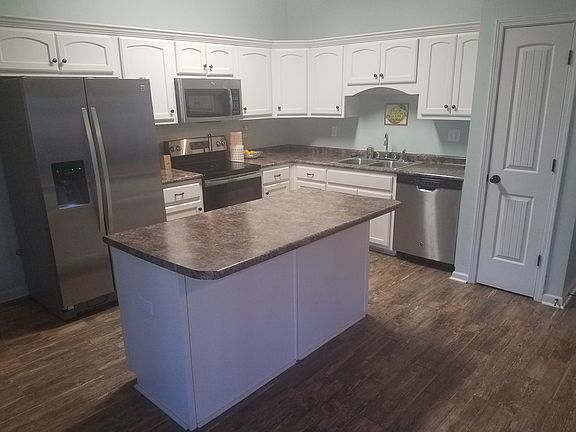 4th image of 920 Bayou Vista Dr