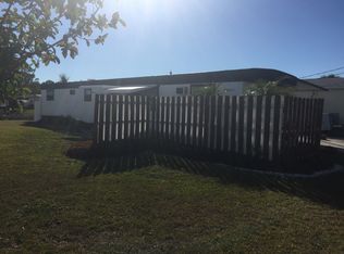 1164 Seahorse Ln, Englewood, FL 34224