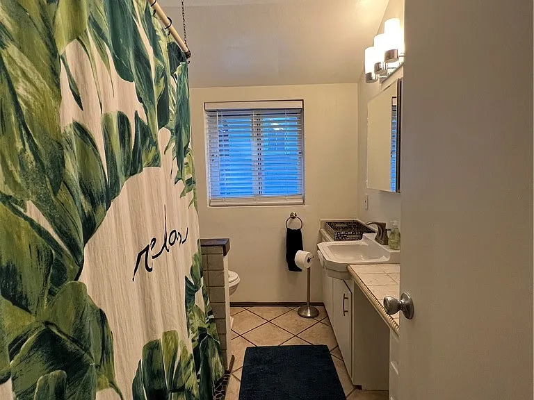 24 Menlo Pl #UPPER — Photo 14
