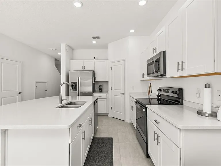 3575 Landing Net Dr — Photo 6
