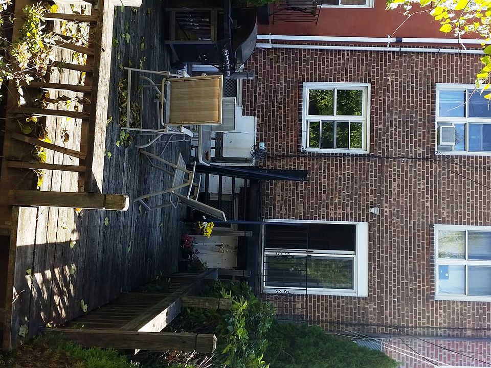 1st image of 2032 47th St
