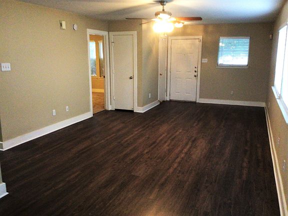 3rd image of 7627 River Pines Dr