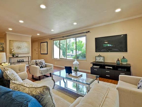 3rd image of 4415 Norwalk Dr APT 8