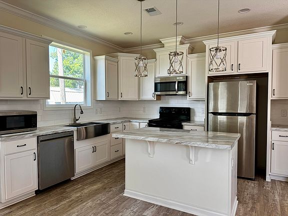 5th image of 2416 Dorothy Ave #A