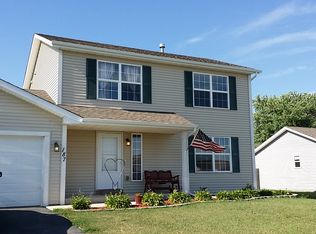 187 Prairie Moon Dr, Davis Junction, IL 61020