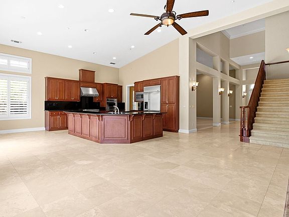 4th image of 309 Whitcliffe Ct