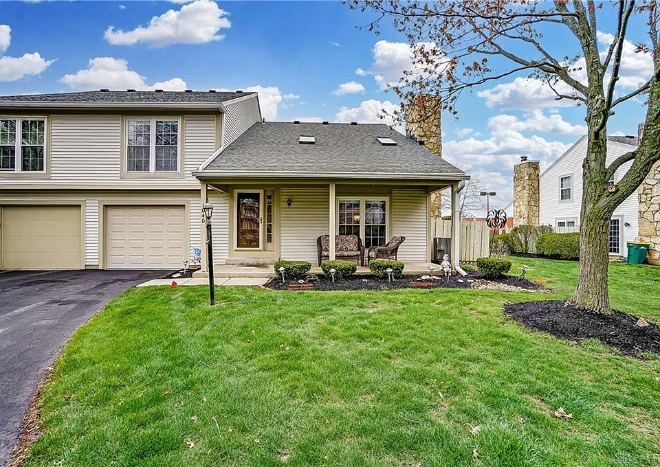 1st image of 1040 Foxshire Pl