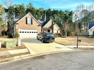 405 Haverford Run Ct, Lilburn, GA 30047