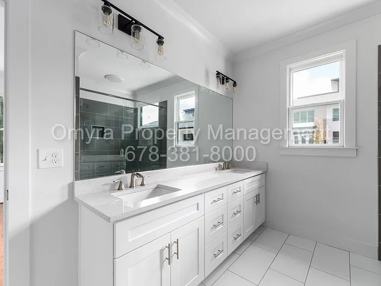 712 Glenwood Ave SE #B — Photo 13