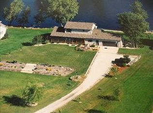 17140 Fawn River Rd, White Pigeon, MI 49099