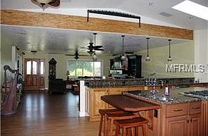 4th image of 4517 N Lake Dr