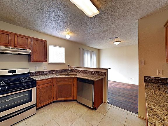 4th image of 10312 Glenn Vista Dr