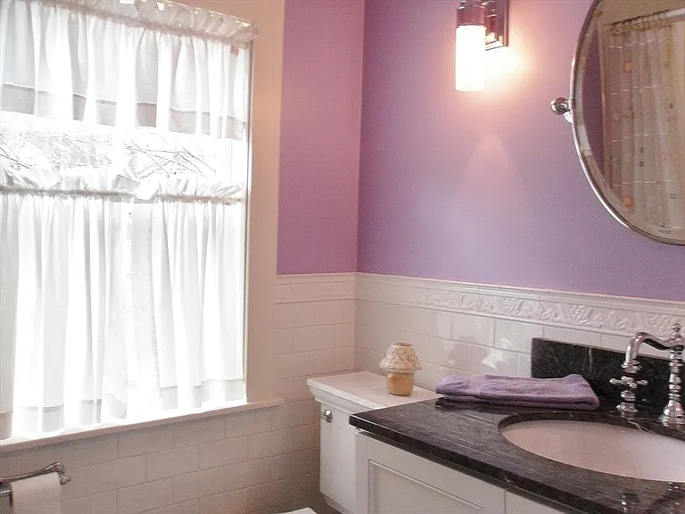 249 Forest St #A — Photo 10
