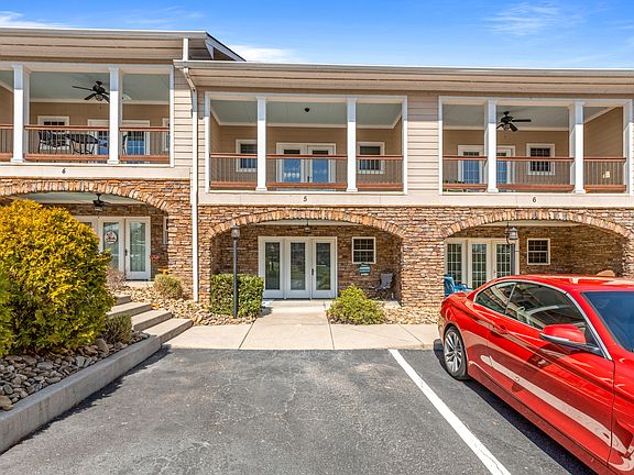 3rd image of 1235 New Lake Rd Unit 5