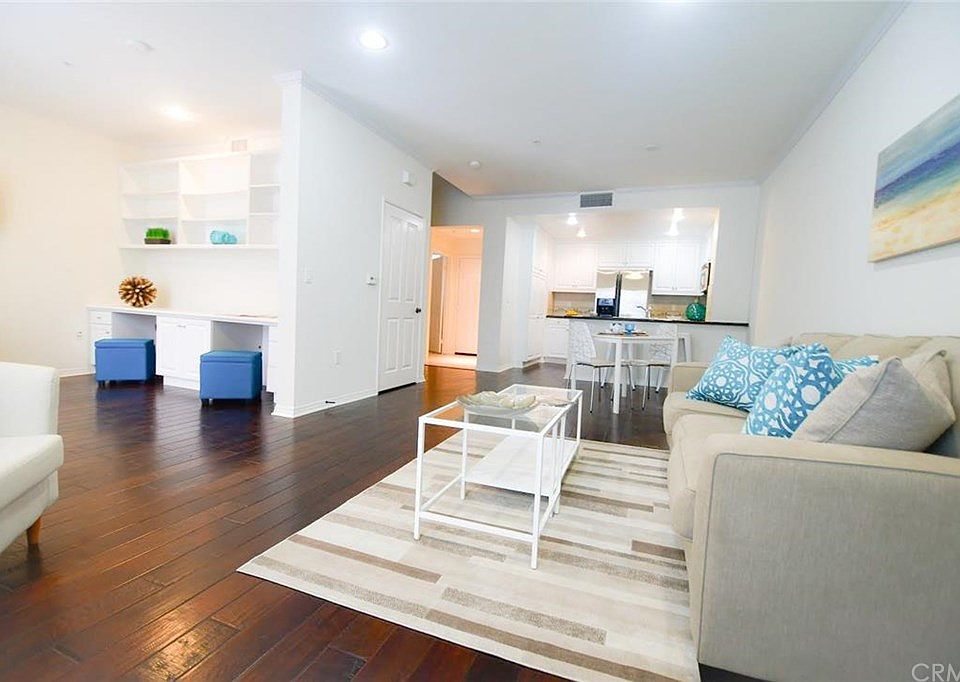 1st image of 6020 Seabluff Dr Unit 107