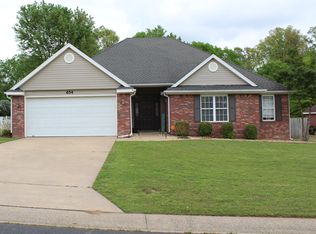 654 Weston Cir, Cave Springs, AR 72718