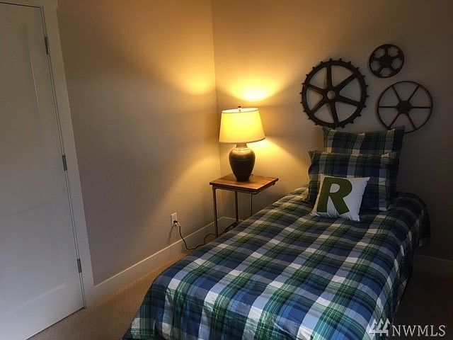 2nd image of 1008 Park St