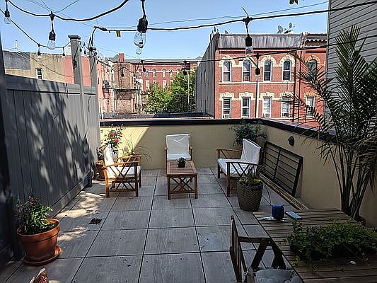 1st image of 194 Irving Ave #3R