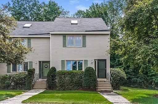 1st image of 9 Meadow Dr