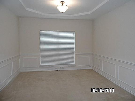 3rd image of 5025 Portview Dr