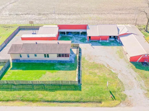 8796 Sterling Pl, Caseyville, IL 62232