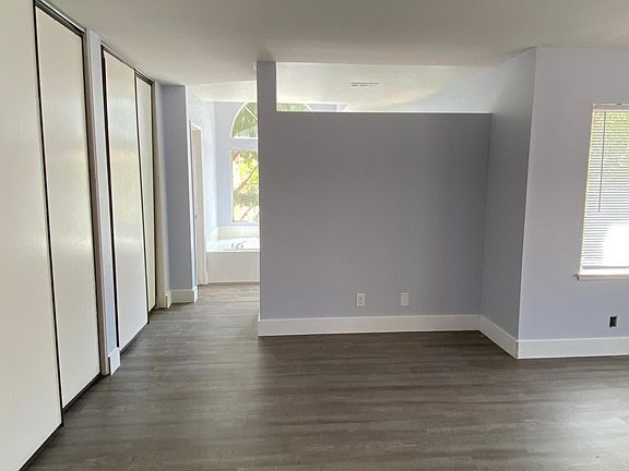 4th image of 30304 Sierra Madre Dr