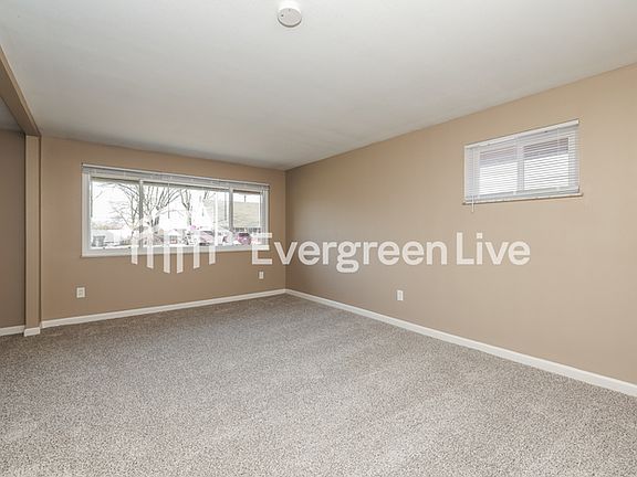 4th image of 5336 Naples Dr